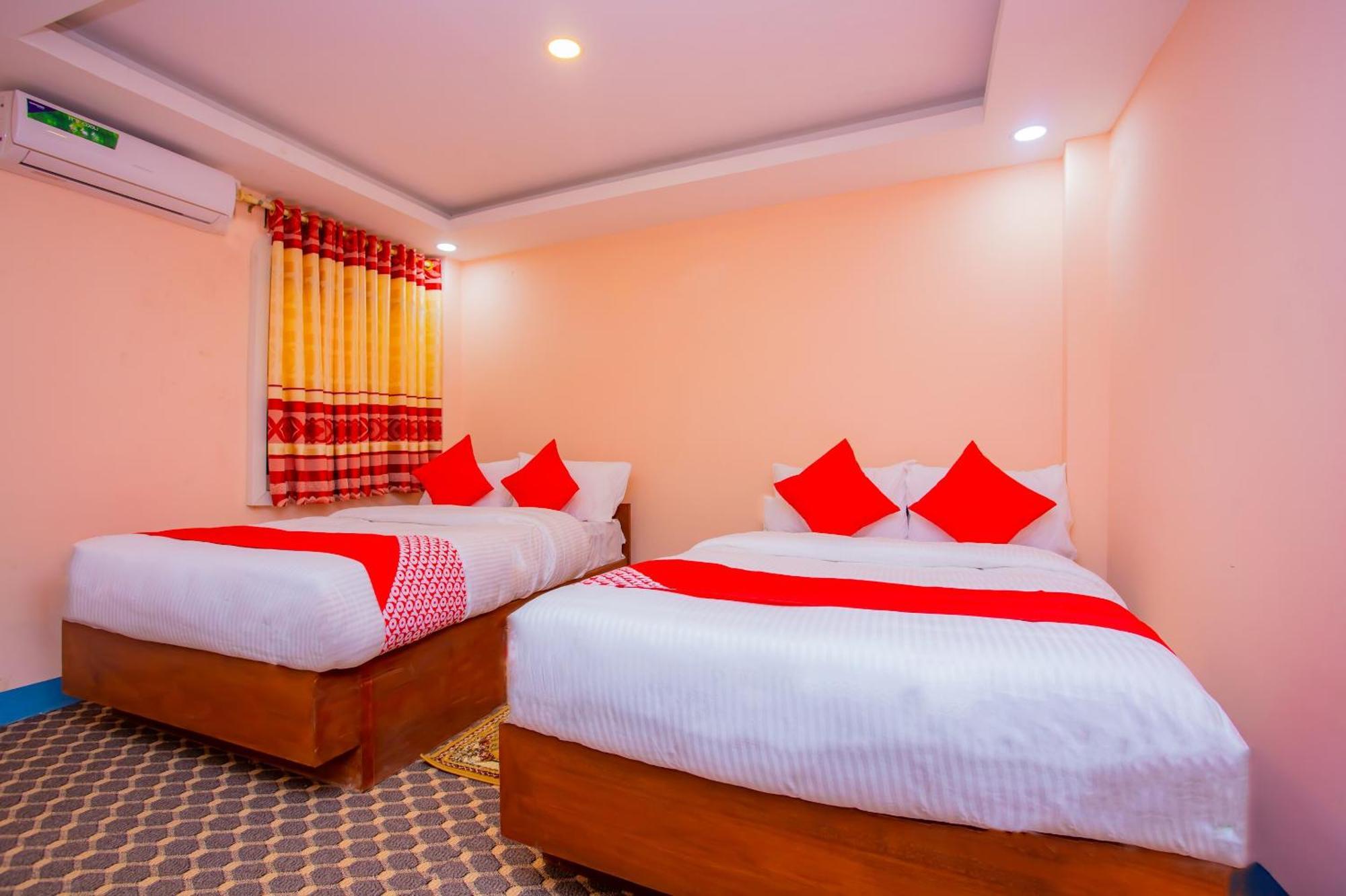 קטמנדו Oyo 589 Hotel Trimurti מראה חיצוני תמונה