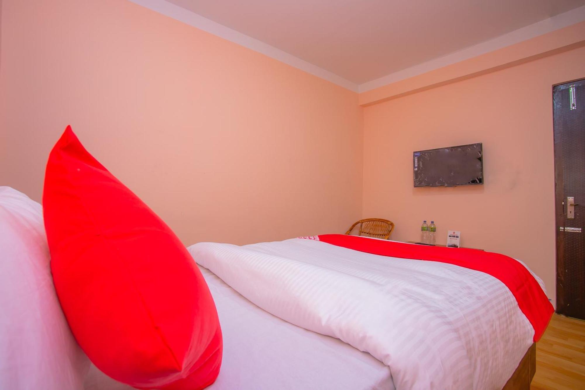קטמנדו Oyo 589 Hotel Trimurti מראה חיצוני תמונה
