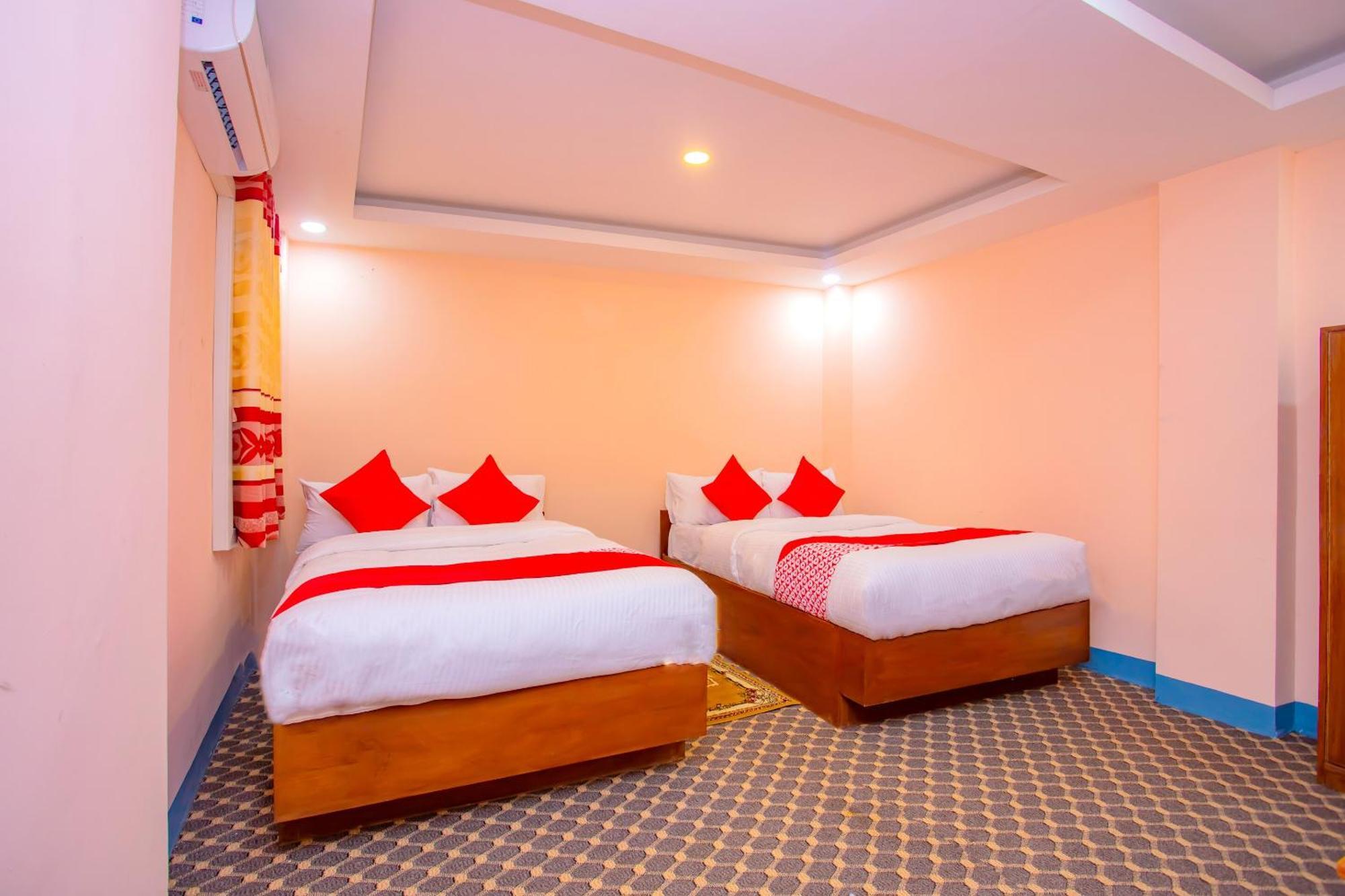 קטמנדו Oyo 589 Hotel Trimurti מראה חיצוני תמונה