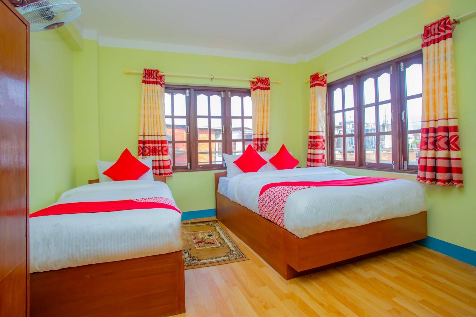קטמנדו Oyo 589 Hotel Trimurti מראה חיצוני תמונה